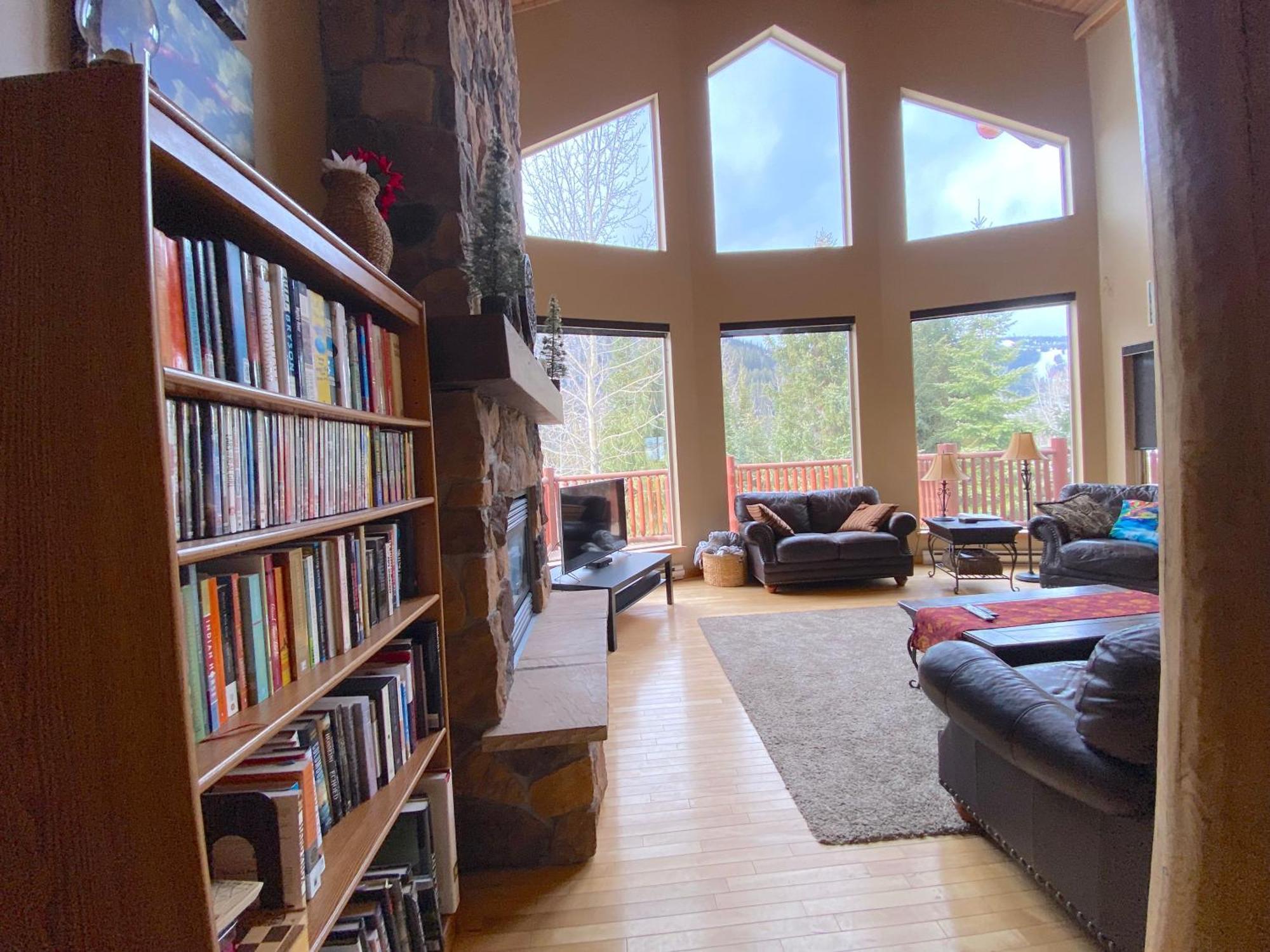 Morrisey Chalet At Sun Peaks Kültér fotó