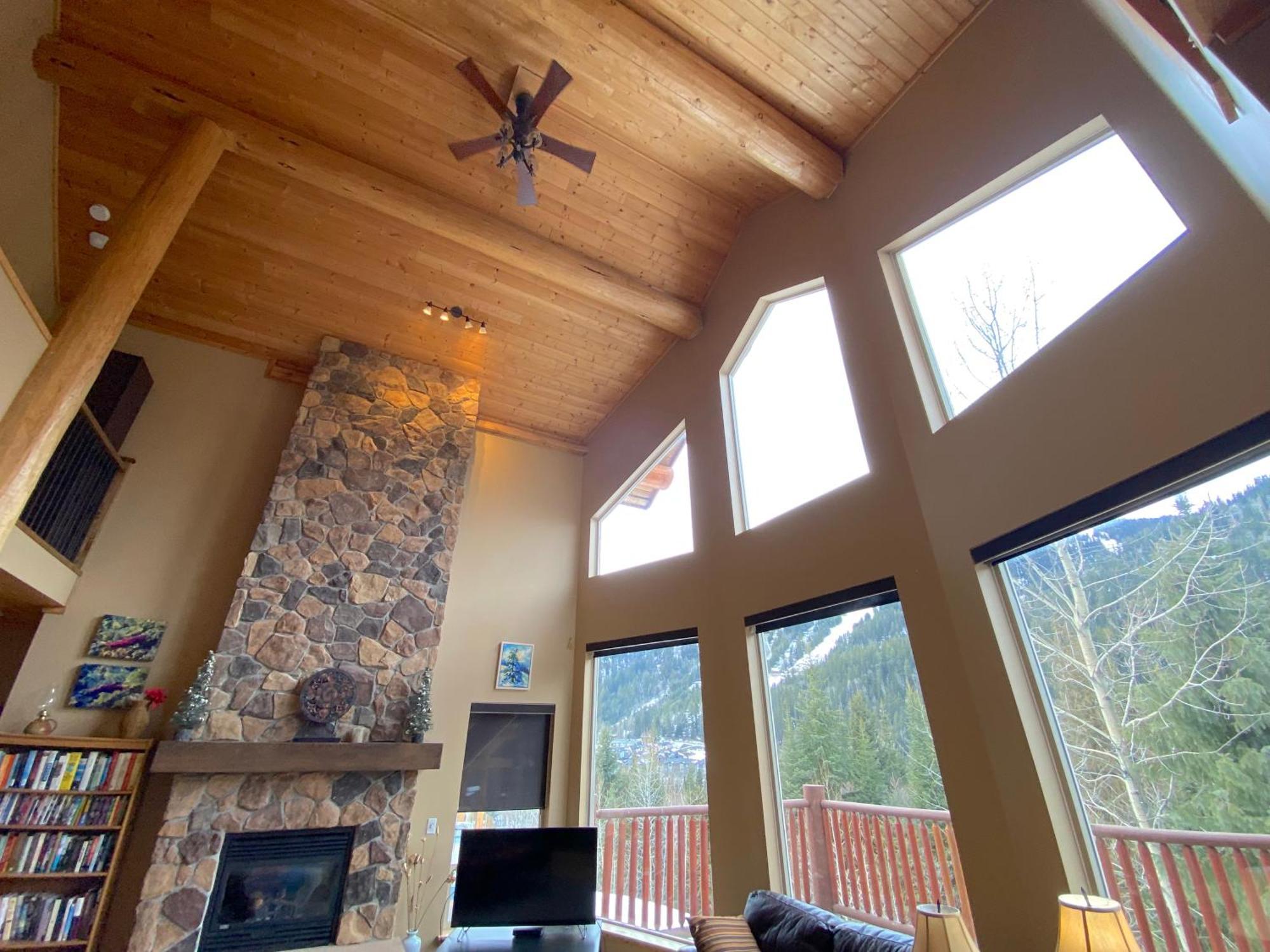 Morrisey Chalet At Sun Peaks Kültér fotó
