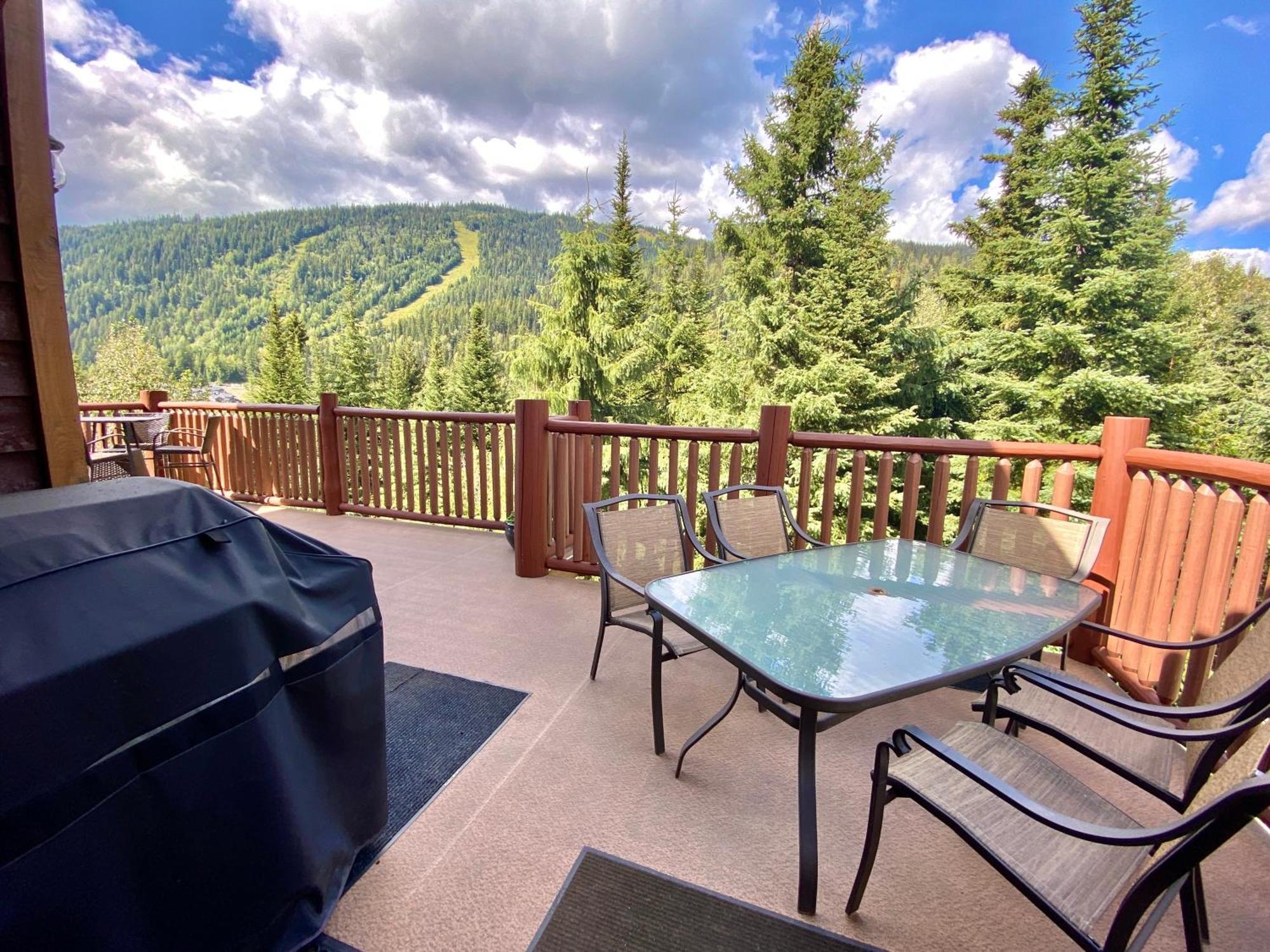 Morrisey Chalet At Sun Peaks Kültér fotó